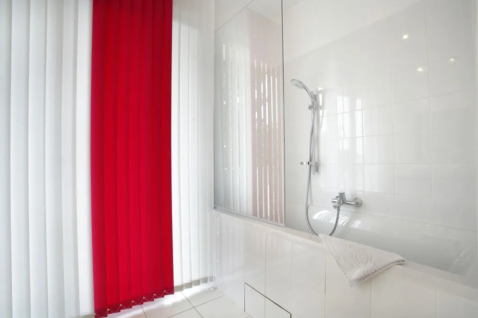 Inter-hotel Le Grillon Dor