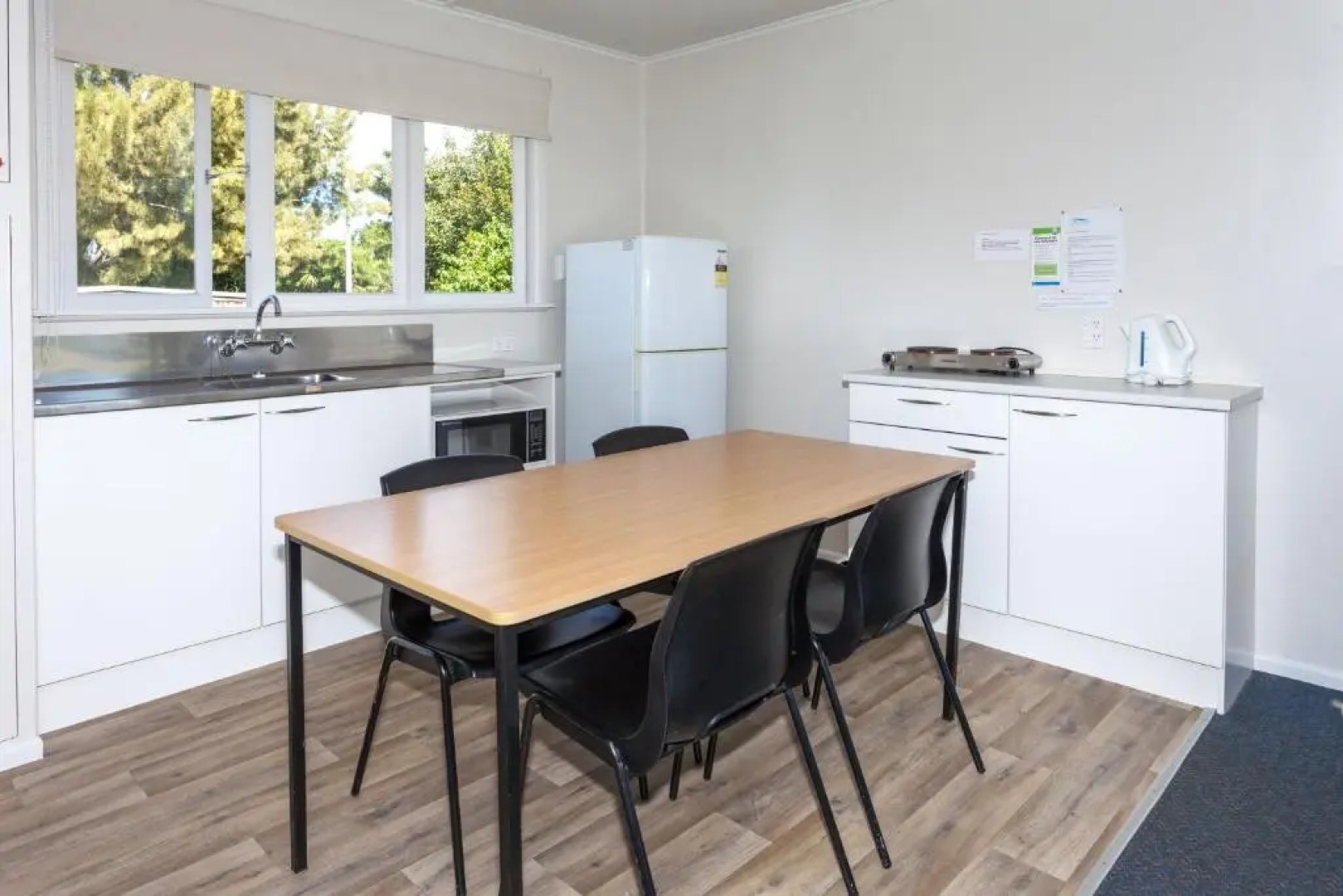 Harbourside Holiday Park