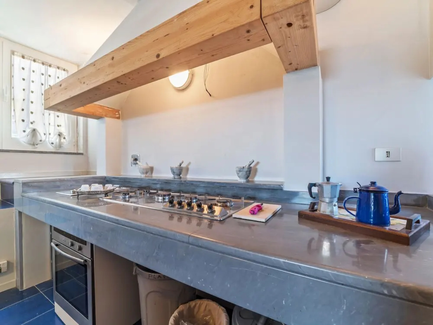 Vintage Holiday Home in Caselle in Pittari Near the Forest