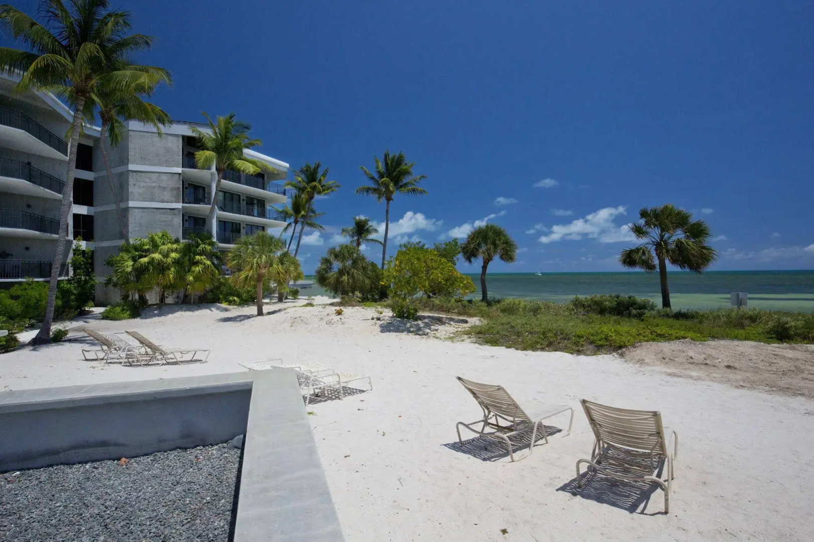 1800 Atlantic Suites