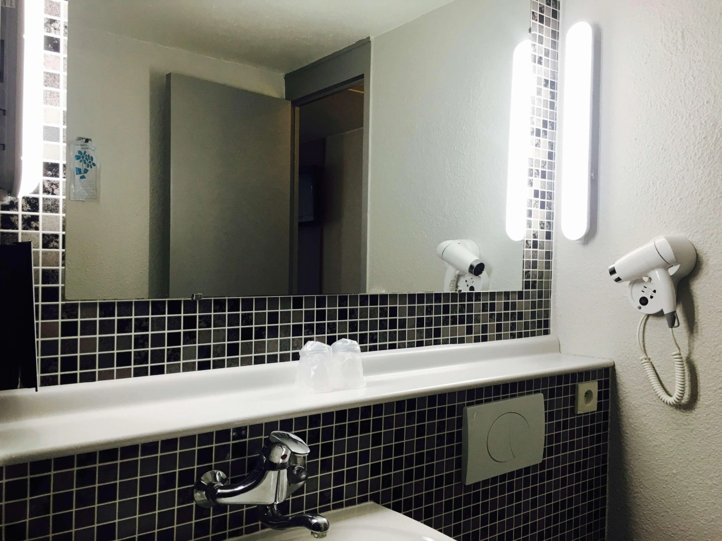 KYRIAD VALENCIENNES SUD – Rouvignies