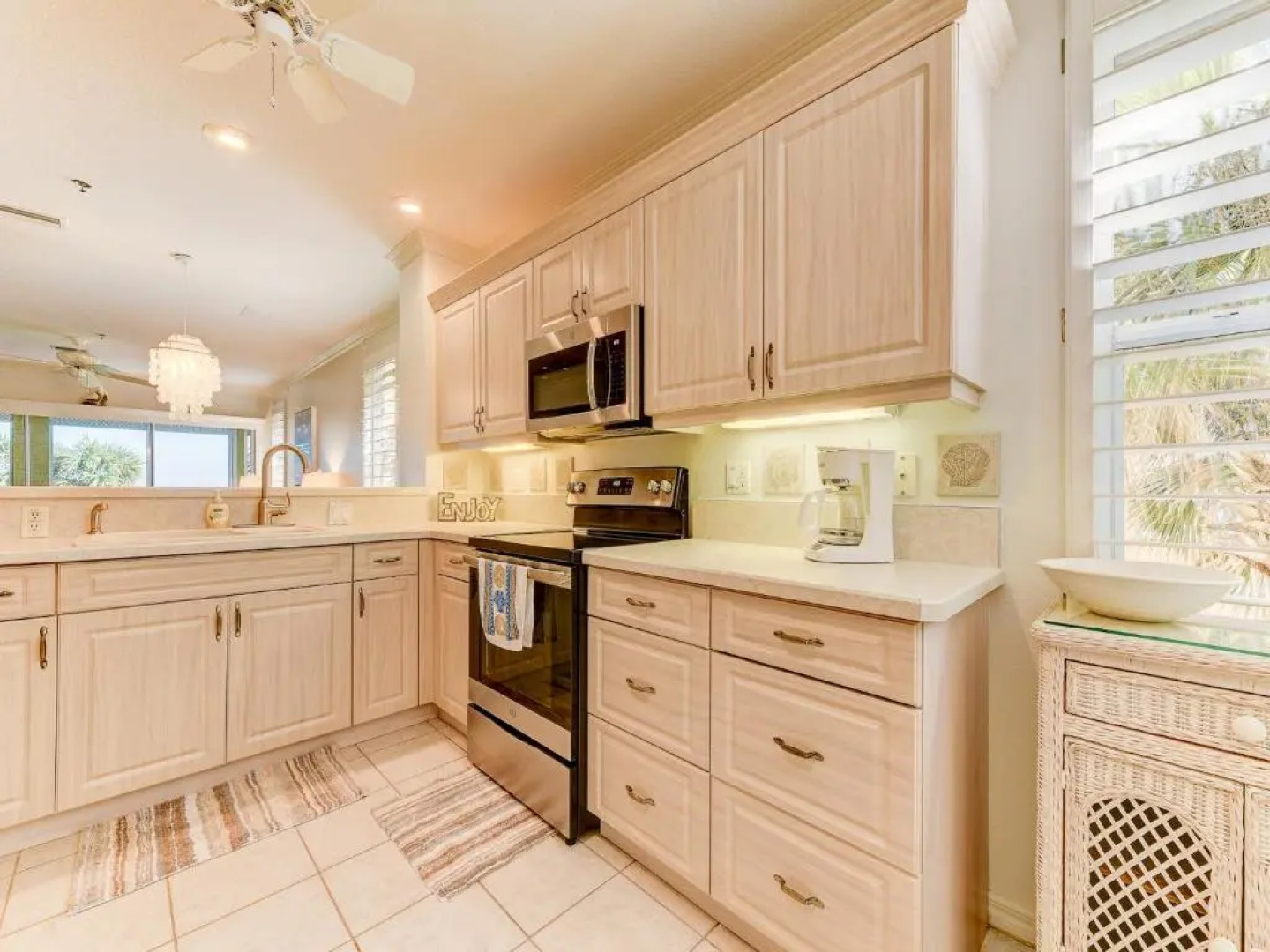 South Beach Club 205, 3 Bedrooms, Ocean View, 2nd Floor, Elevator, Sleeps 6