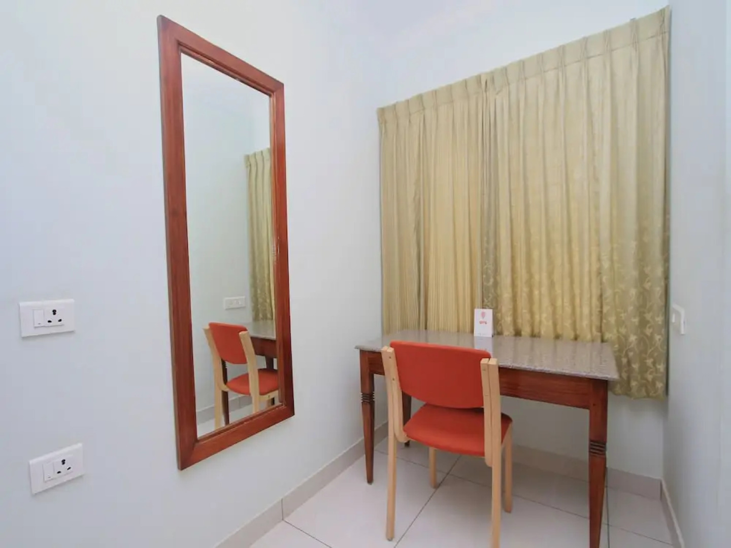 OYO 6598 White Wings