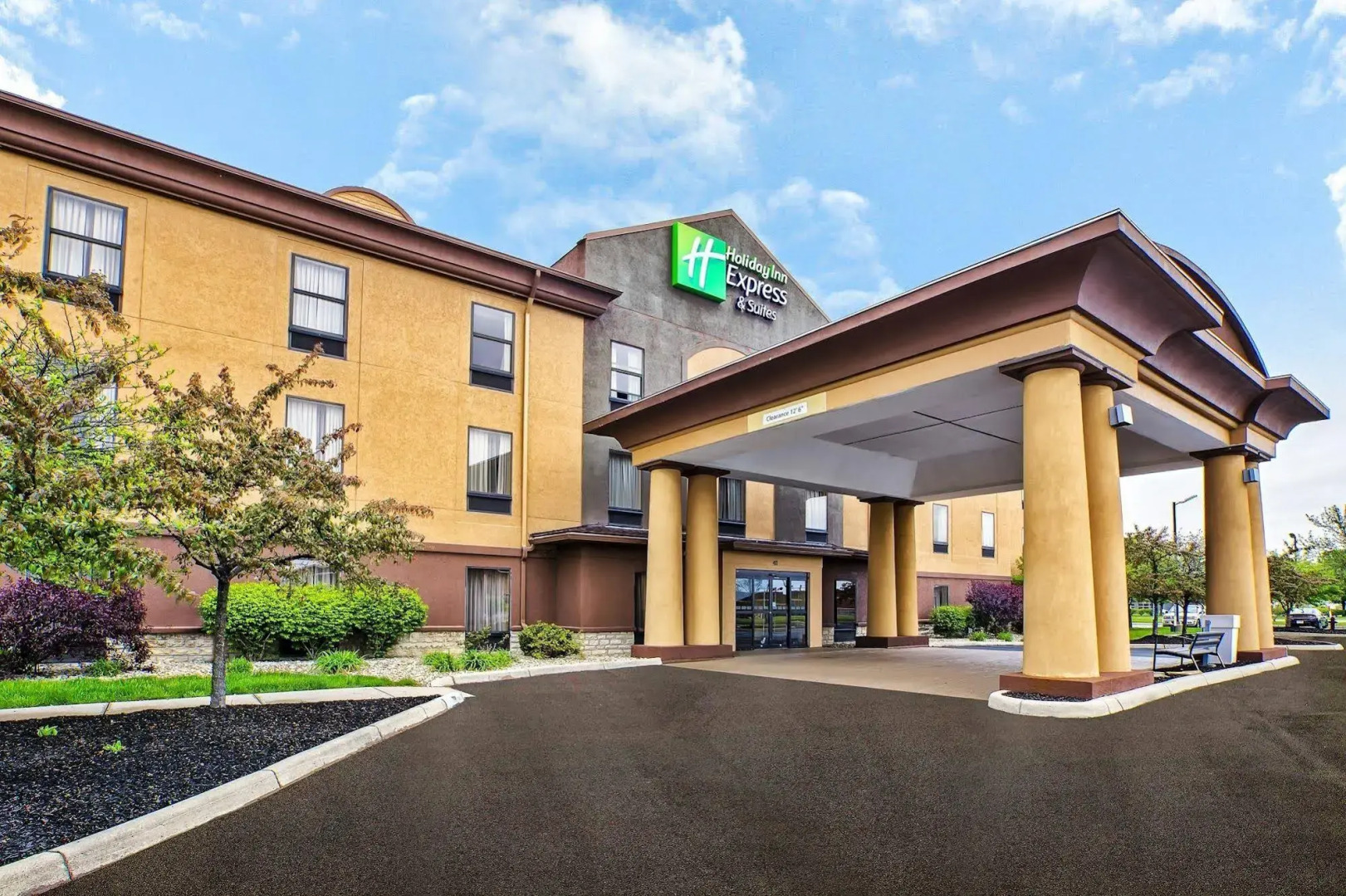 Holiday Inn Express Hotel and Suites Marysville by IHG