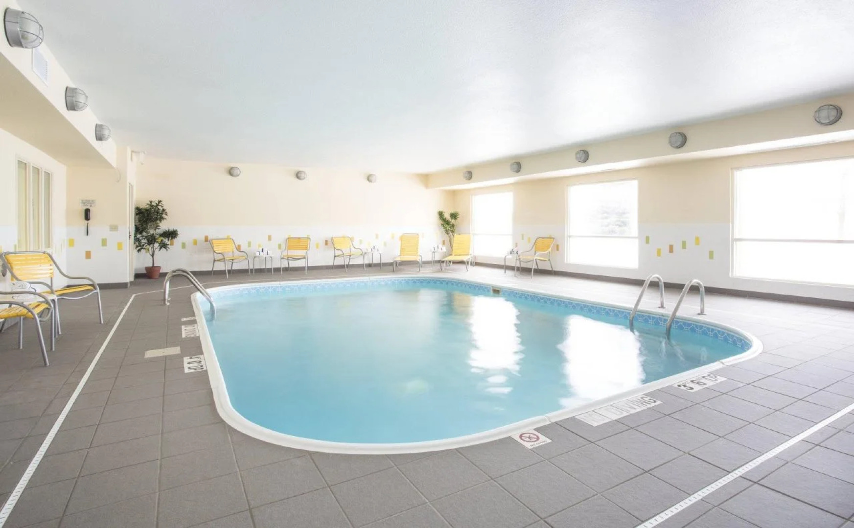 Wingate by Wyndham Oshkosh