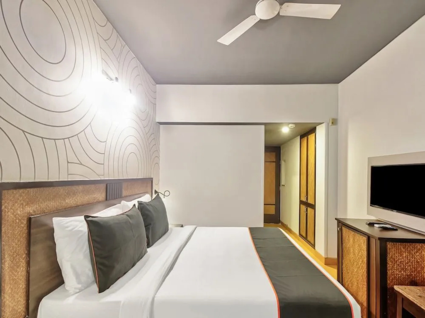 Collection O 38994 Hotel Orion