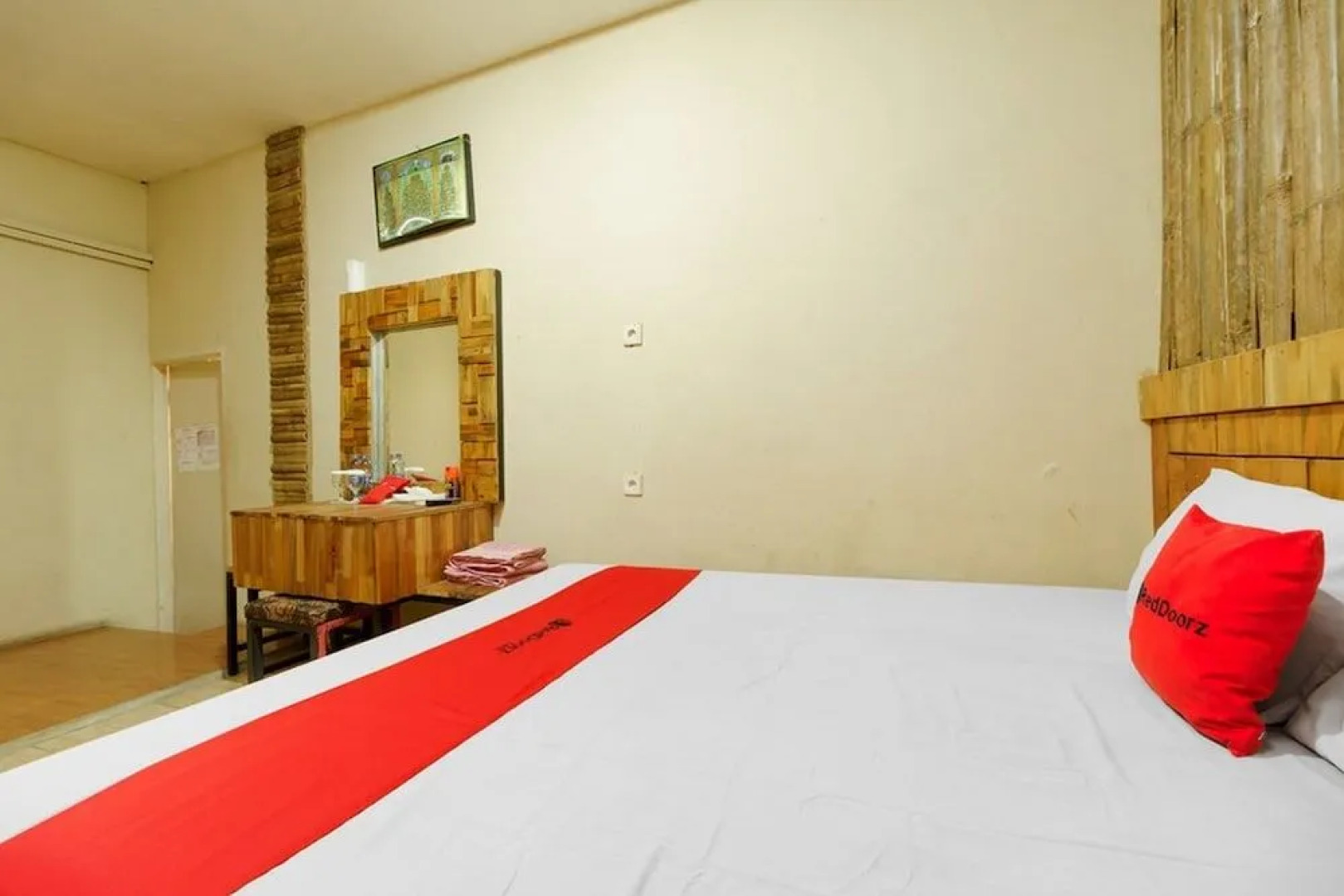 RedDoorz Syariah @ Jalan Arteri Kualanamu