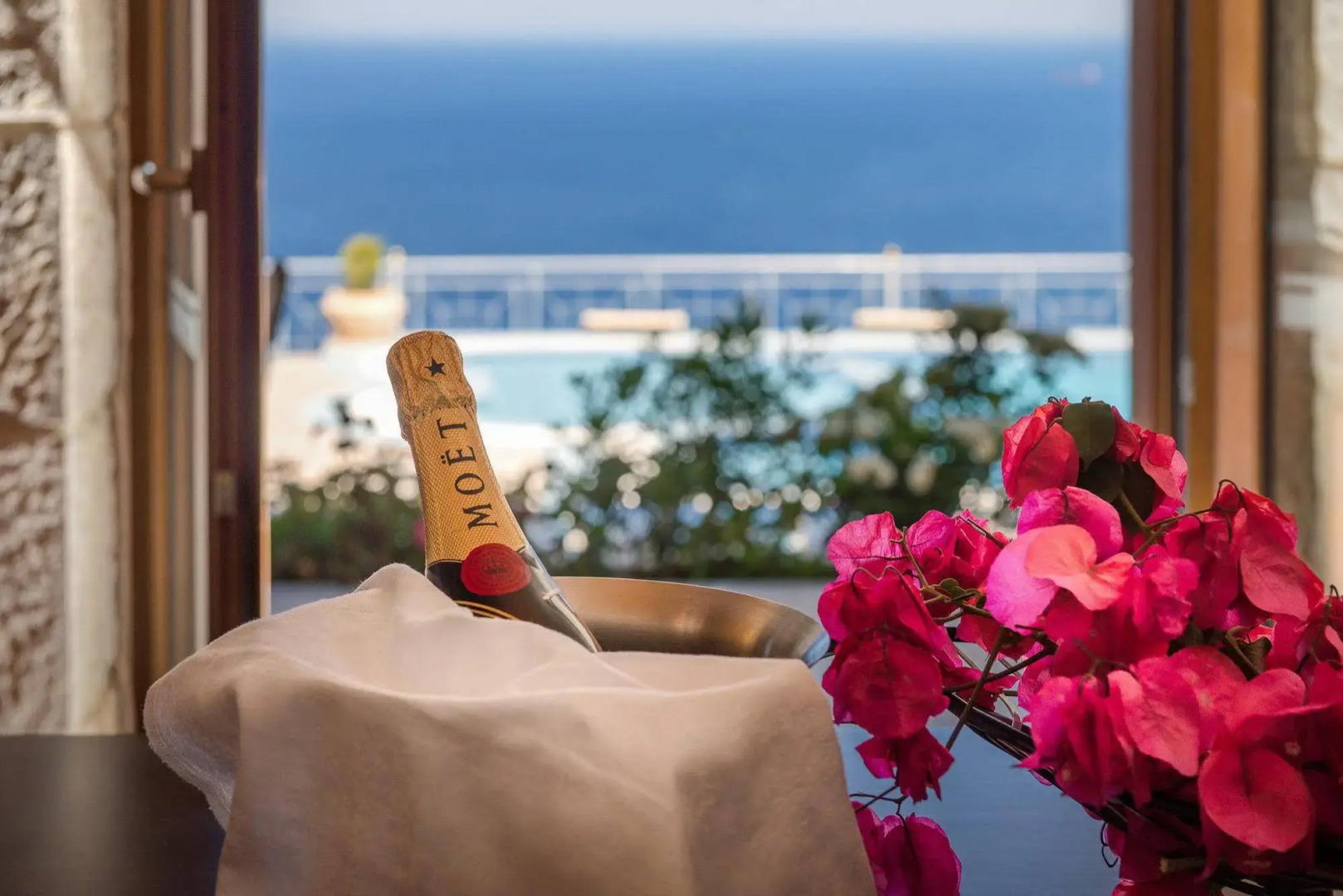 Emerald Deluxe Villas