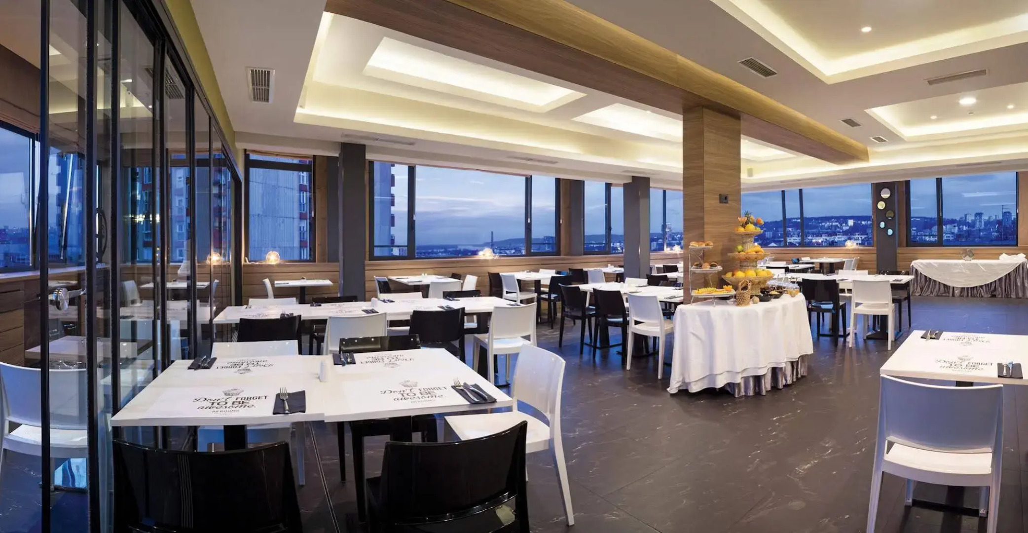 Отель Radisson RED Belgrade