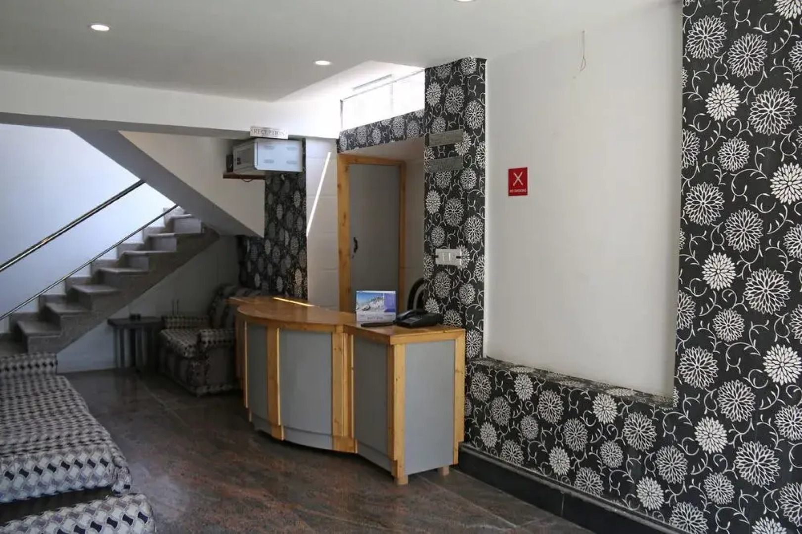 OYO Rooms Near Zero Bridge