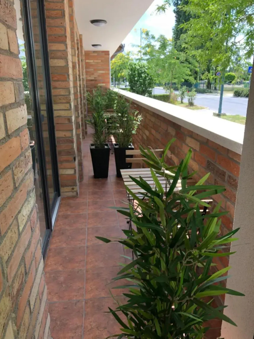 Varázskő Apartmanház