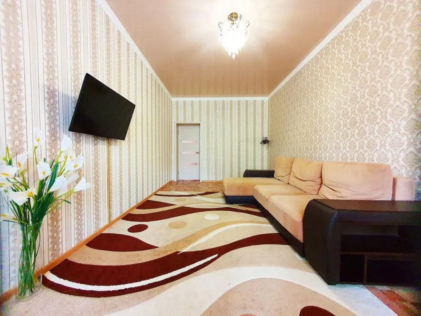 Two pillows on street Sverdlova, 60 (Business)