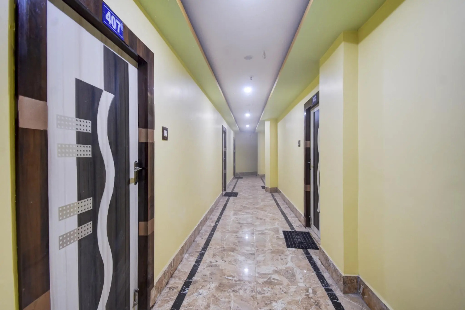 Oasis Hotel by OYO Rooms