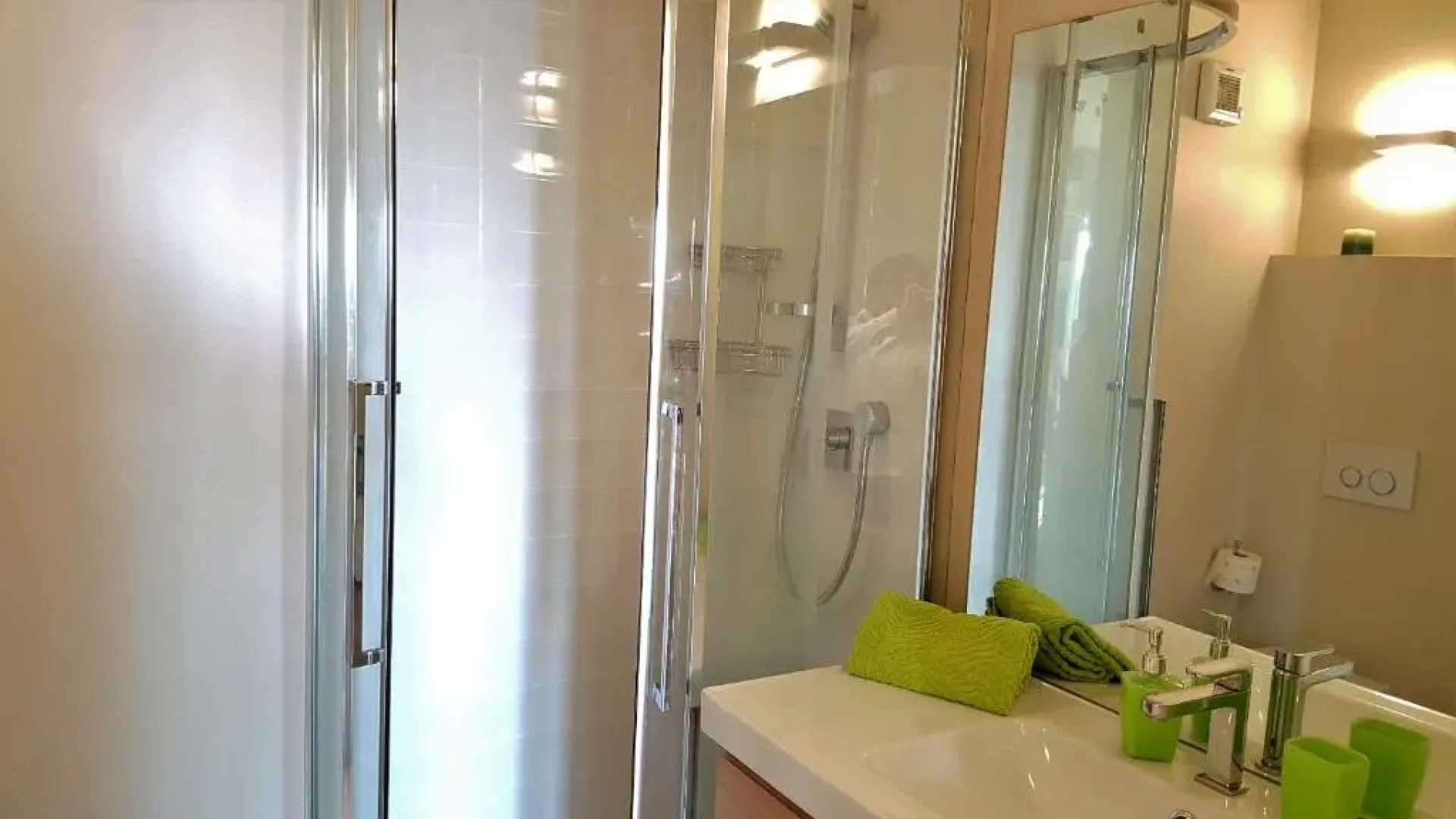 Les Citrons by Holiday World