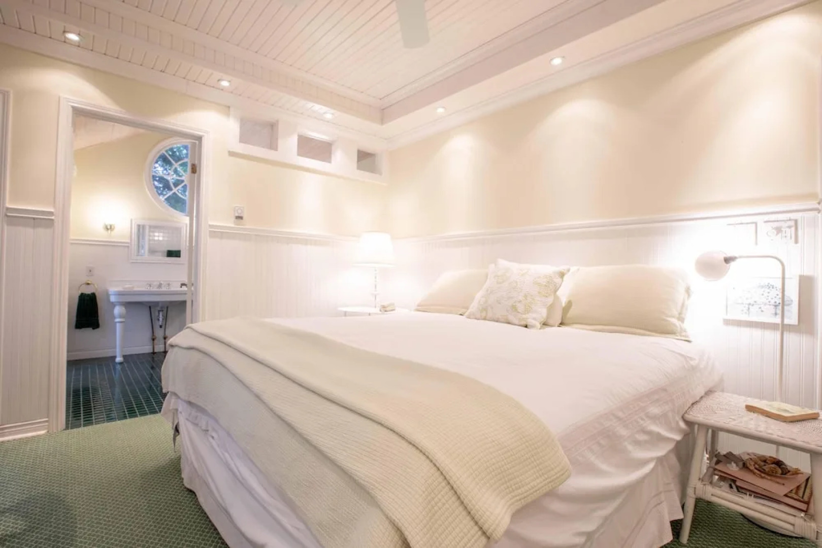 Red Pines a Lake of Bays Gem on a Very Private West Exposure 210' ft Point