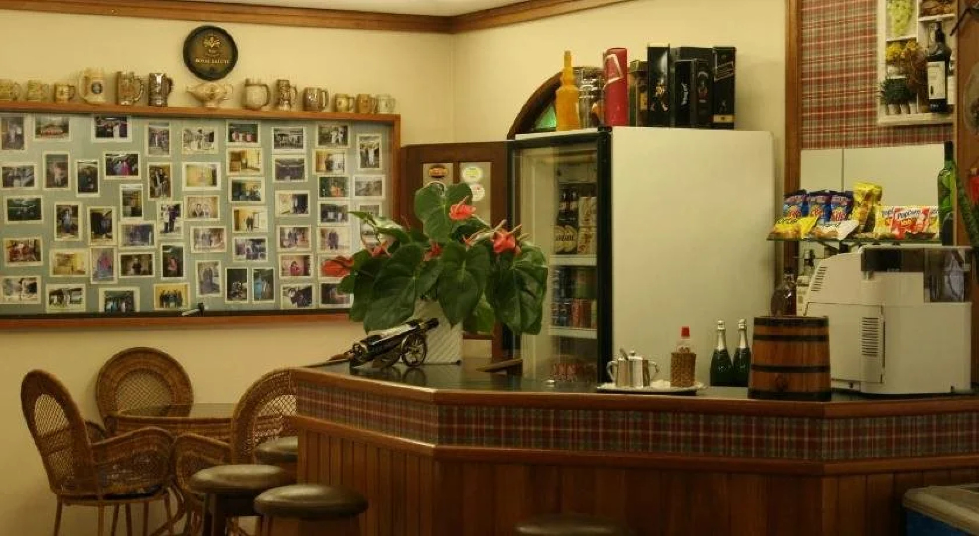 Hotel Dominguez Master