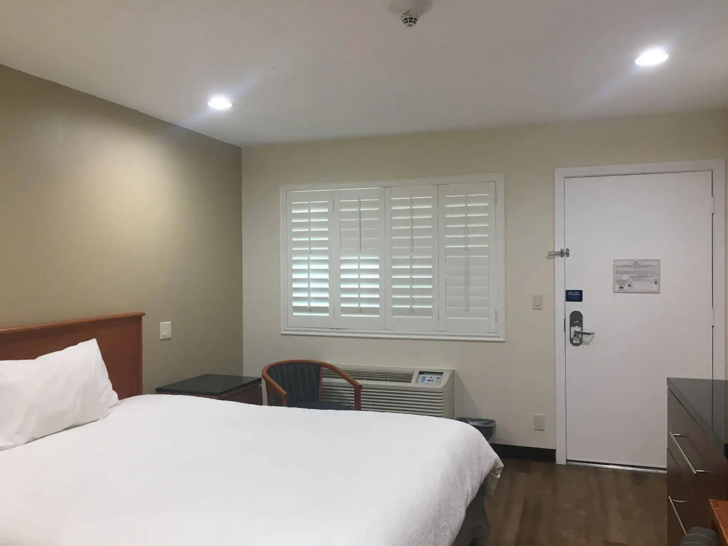 Simply Home Inn & Suites