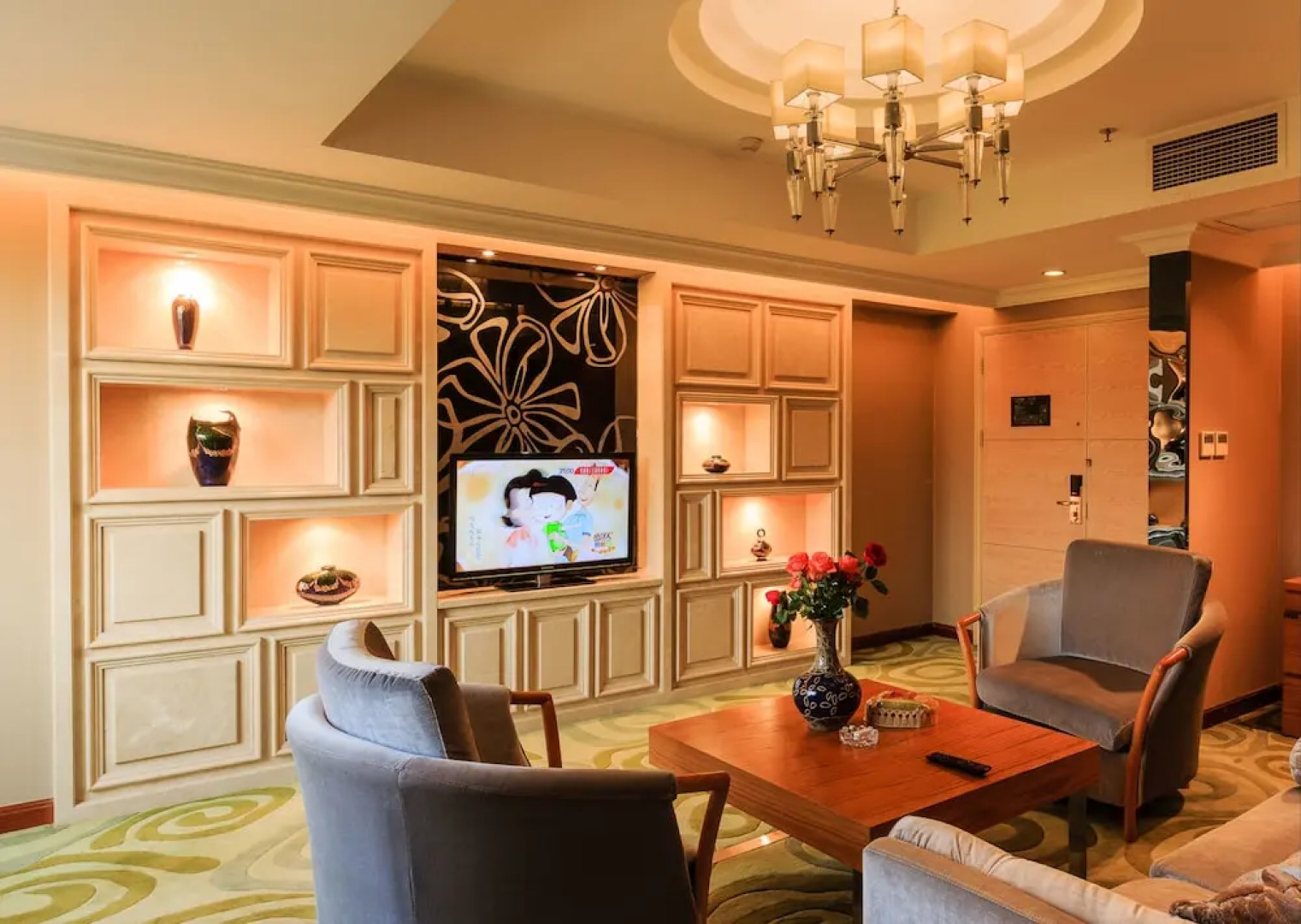 Vilu Reef International Hotel