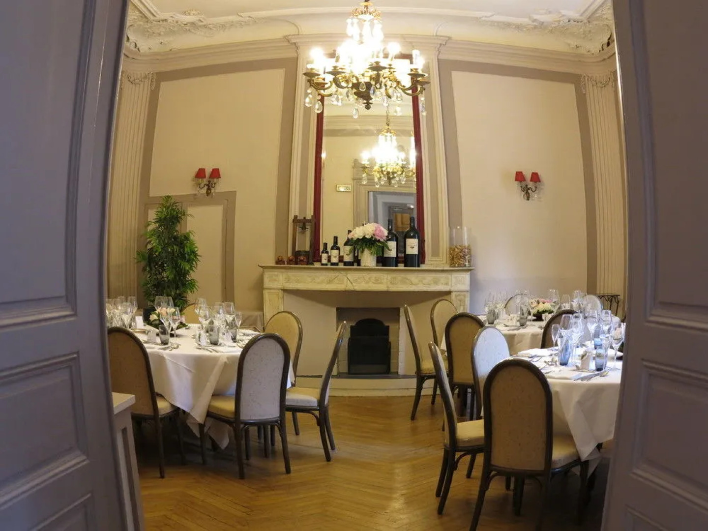 Logis Hotel Moderne Et Pigeon