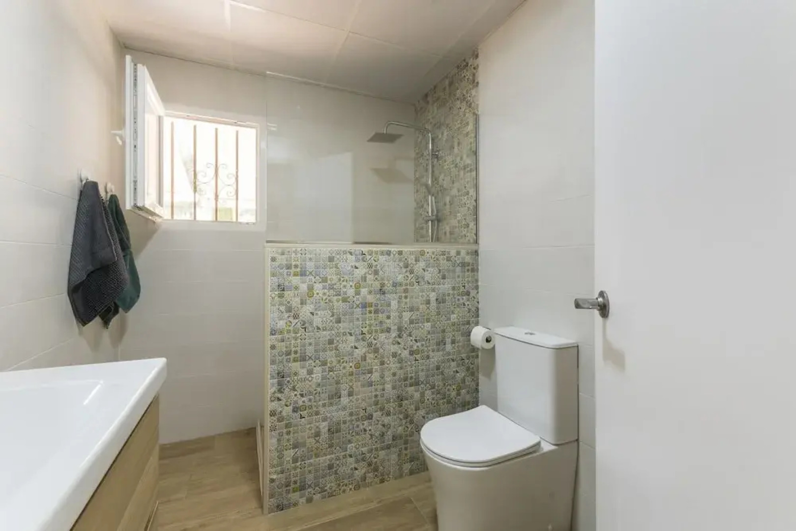 Cova De L Aire in La Drova