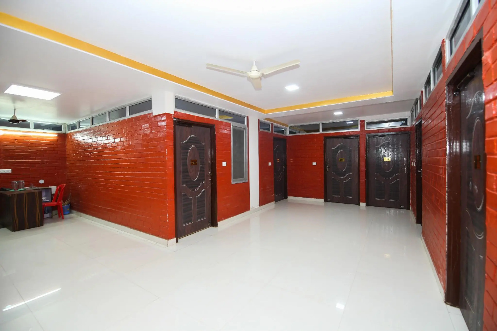 OYO 12498 Hotel Sea Rock