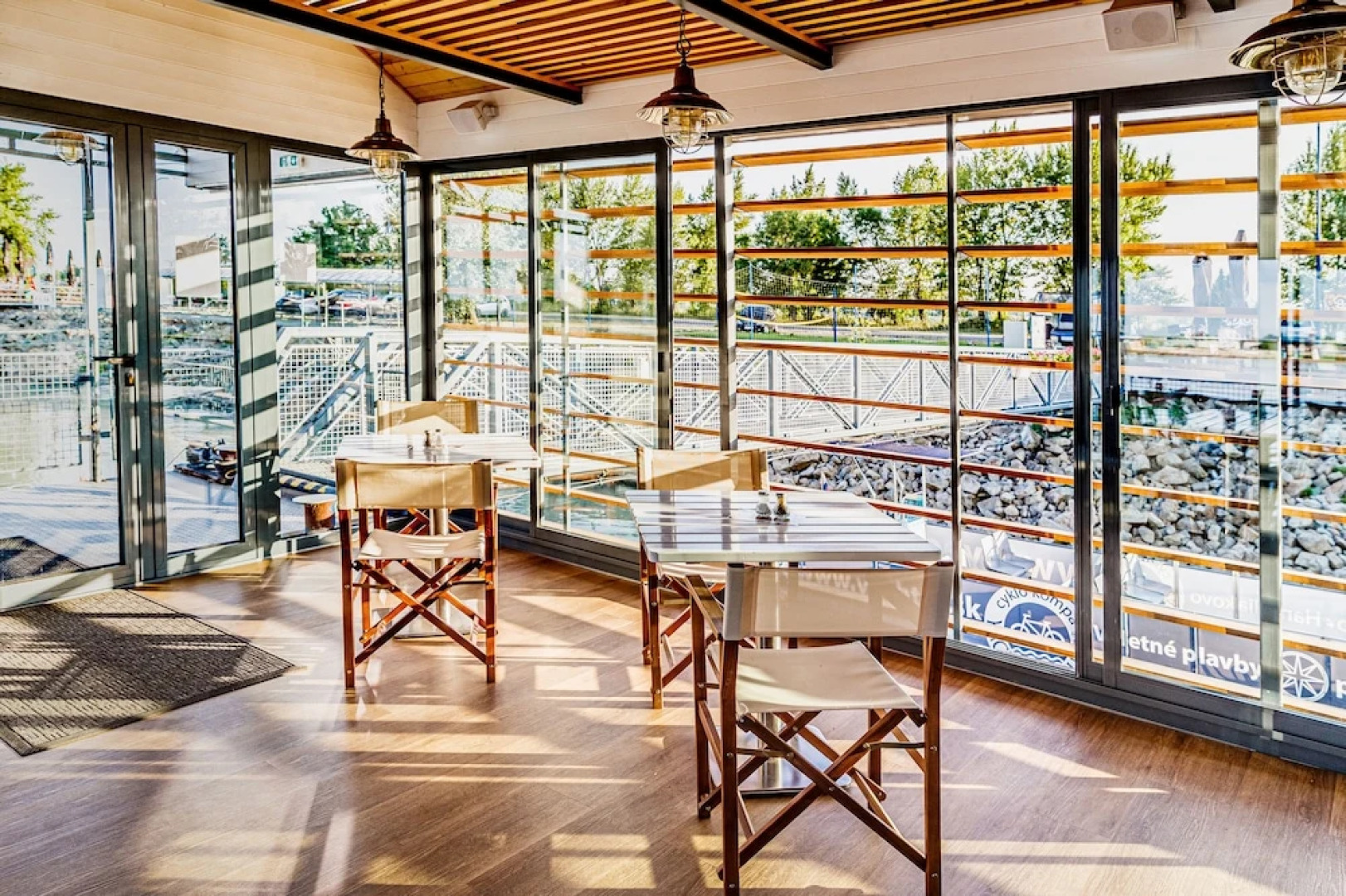 Yachter Club Modra Cajka