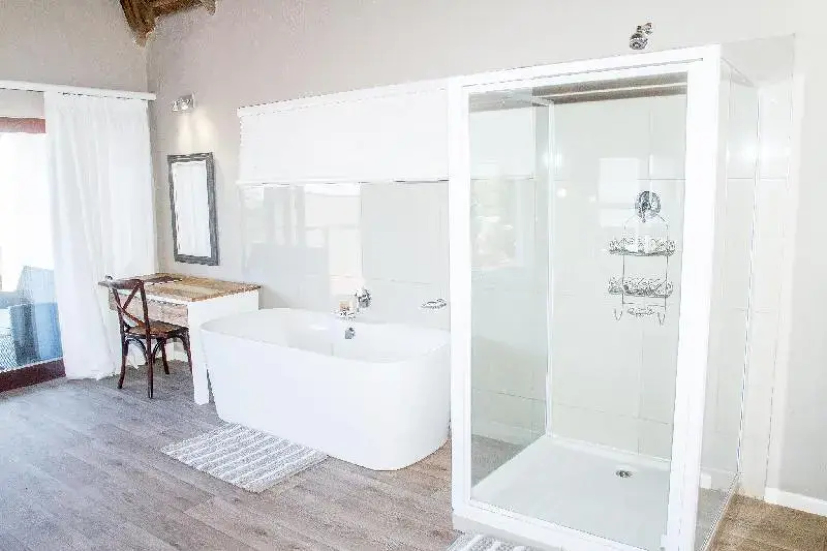 Crawfords Beach Lodge & Cabins