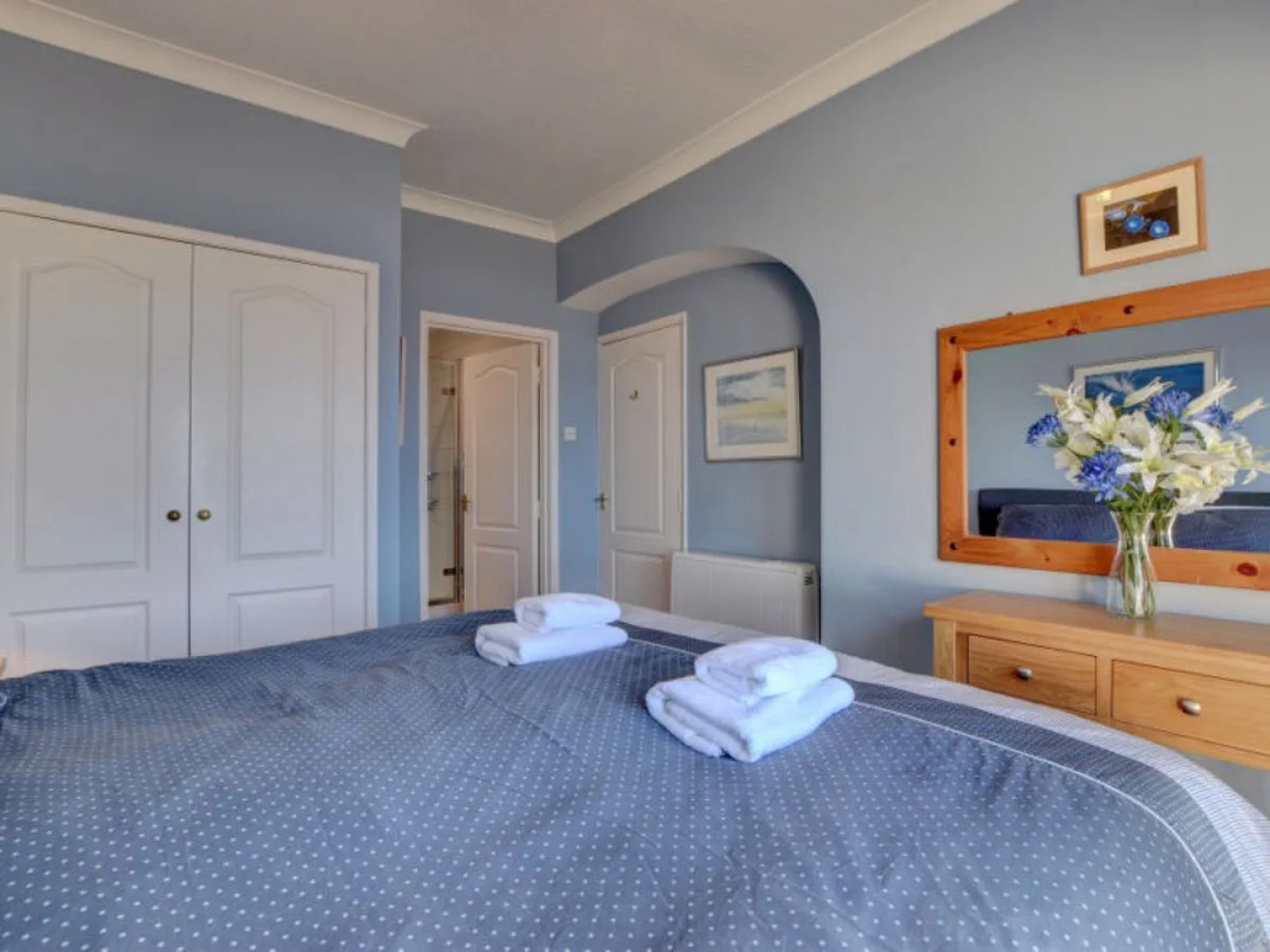 Flat 8 Clifton Court