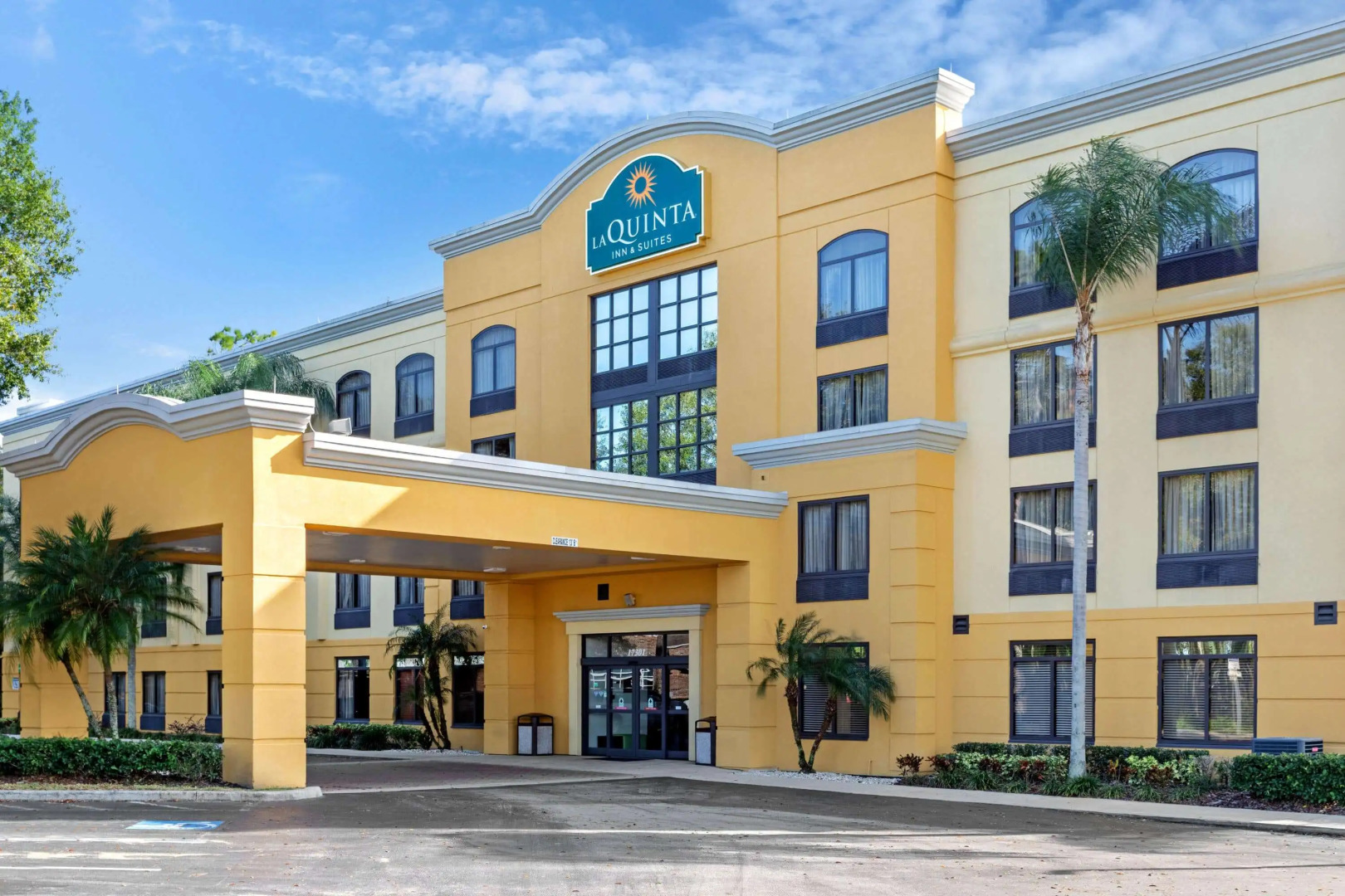 La Quinta Inn & Suites by Wyndham Tampa North I-75