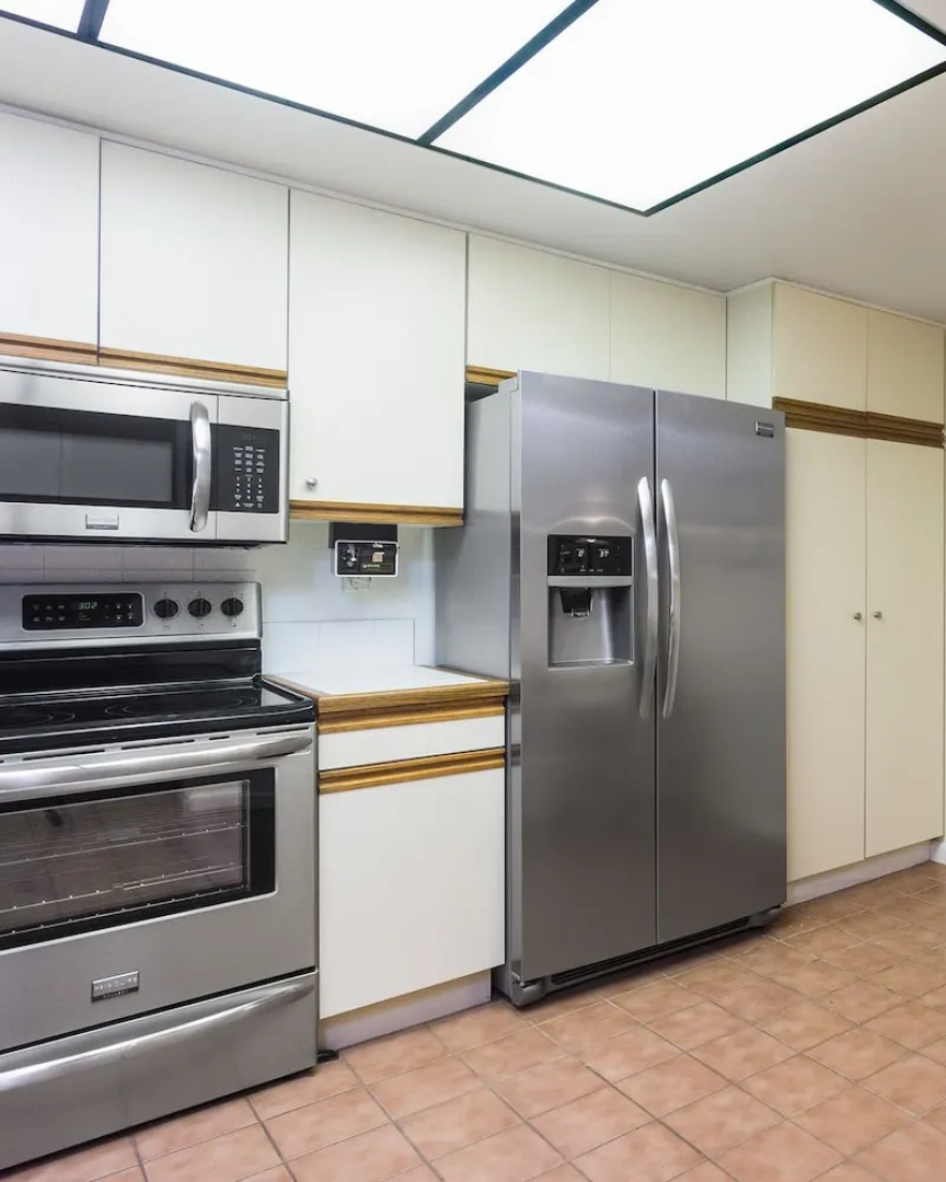 Golf Course View Condo by RedAwning