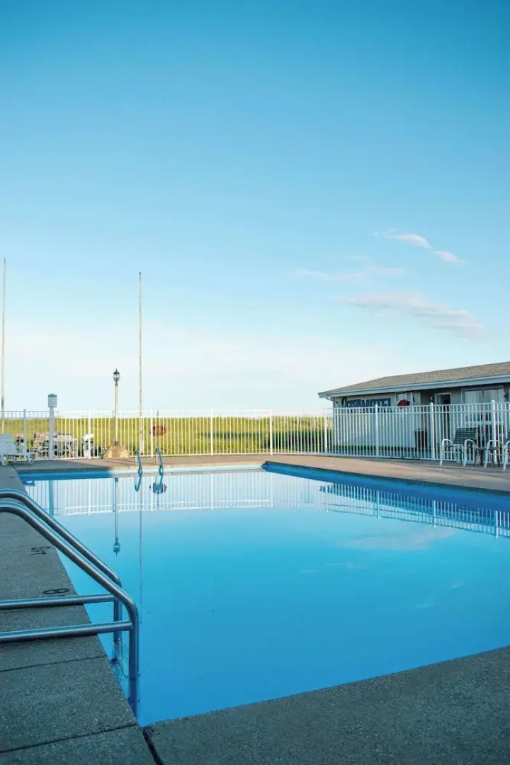 Ocean House Hotel & Motel