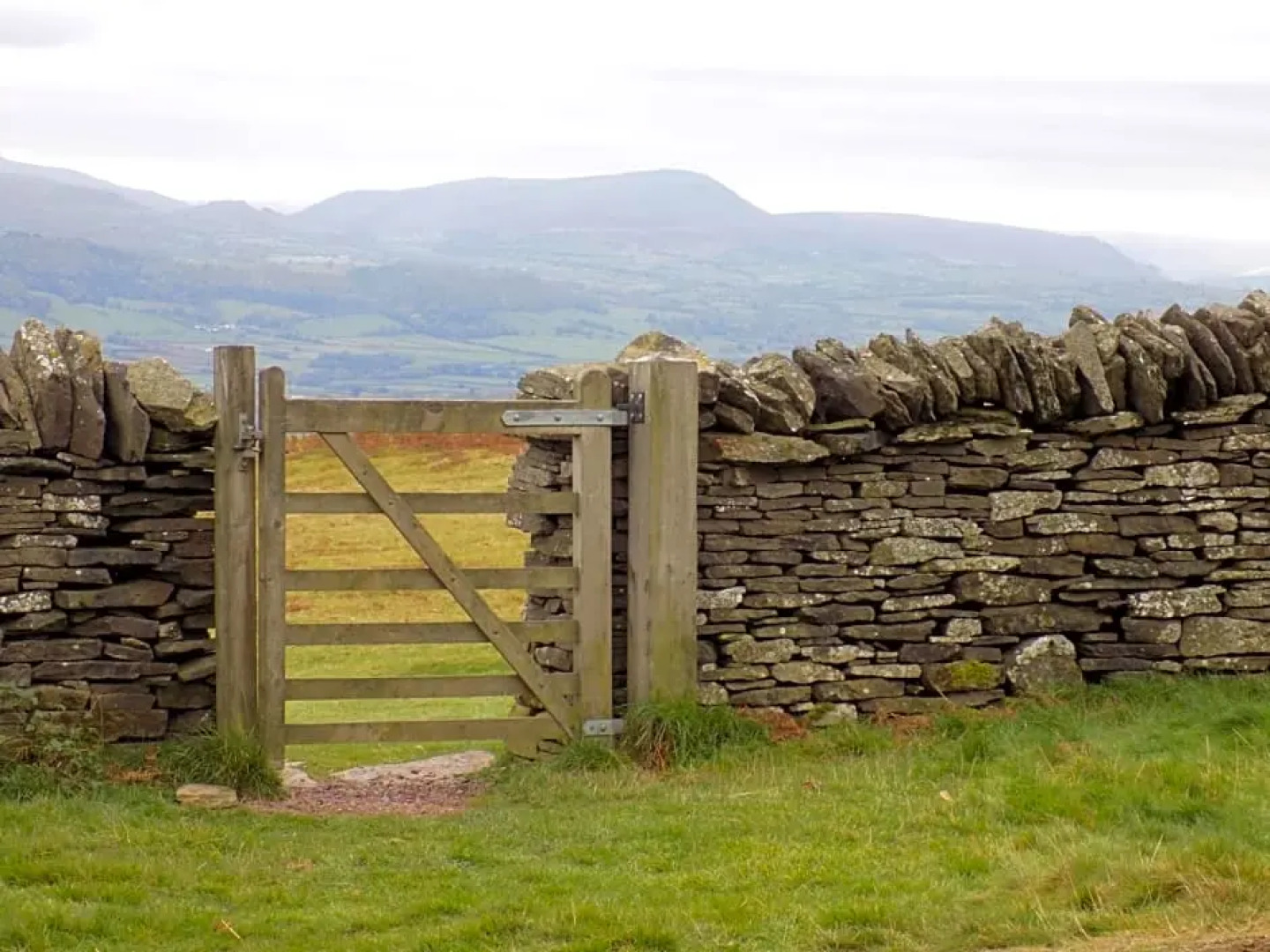 The Farmers Arms, Cwmdu