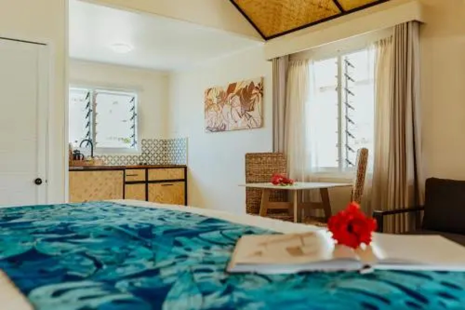 Inanobeach Bungalows