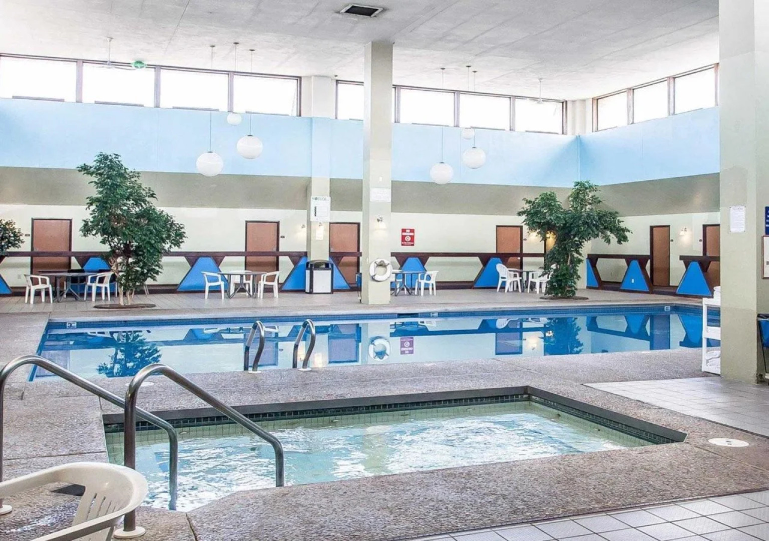 Econo Lodge Inn & Suites Menomonie