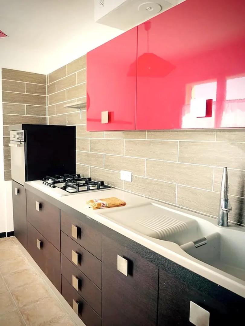 House With 2 Bedrooms in Saint-gilles, With Pool Access, Enclosed Gard