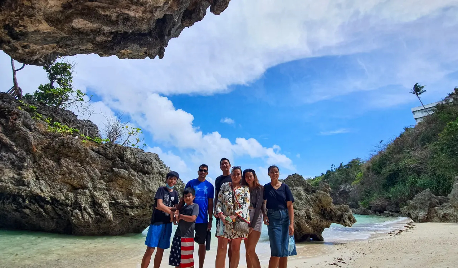 Lingganay Boracay Hotel Resort