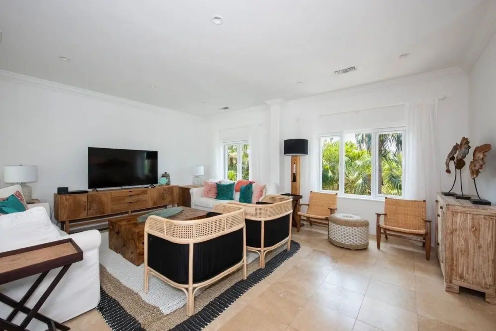 Turtle Pointe - Lux New Windermere Home W/pool, Boat Dock, Beach 3 Bedroom Home