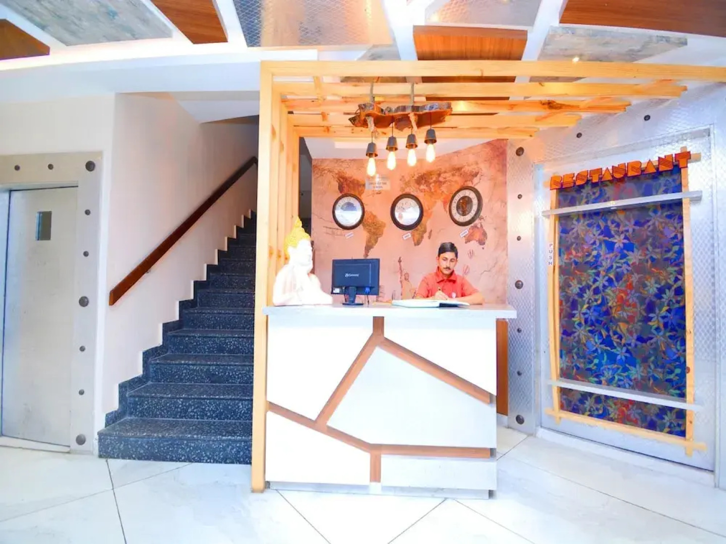 Capital O 38623 Pathankot Club