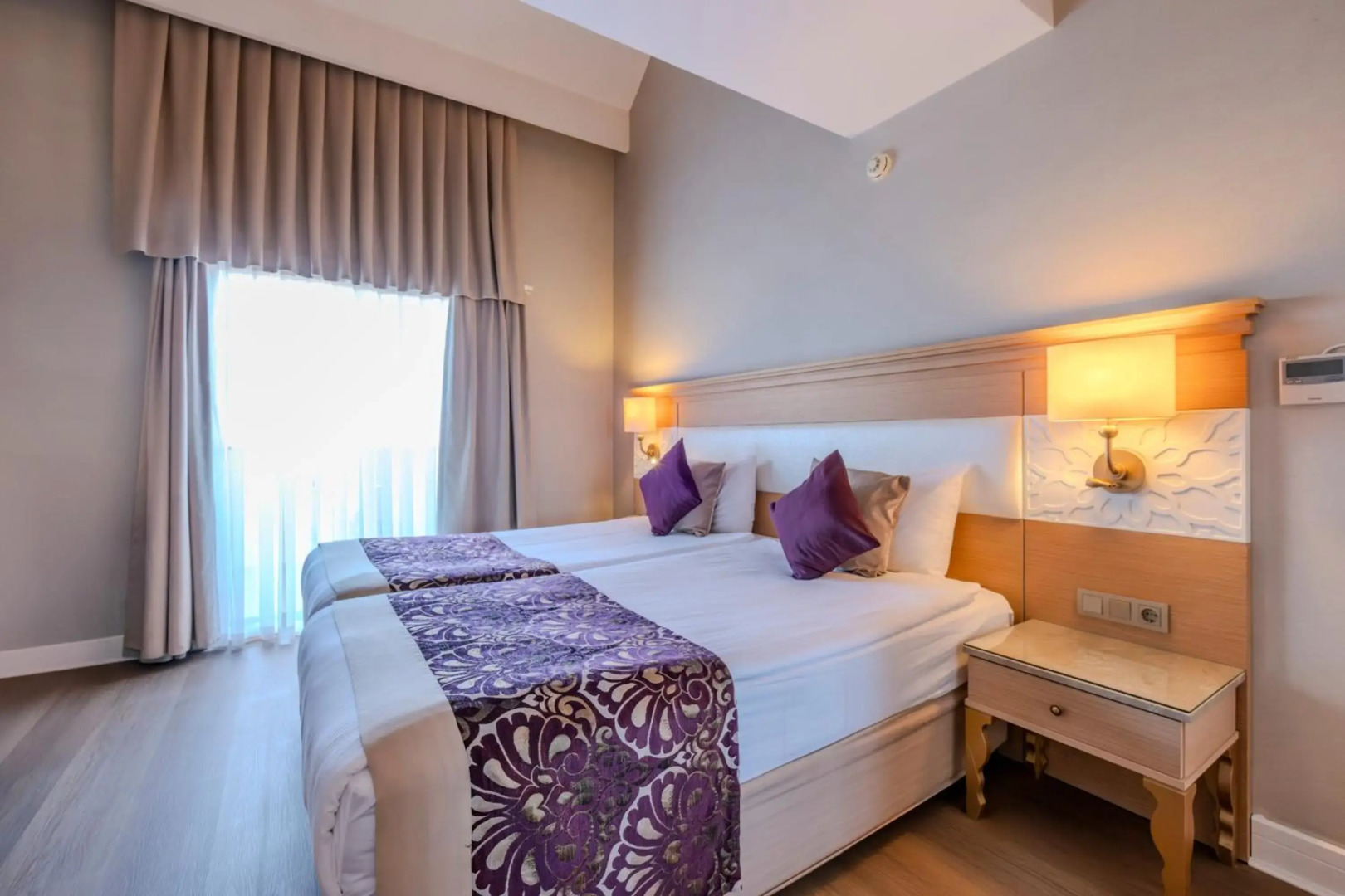 Villa Side Residence