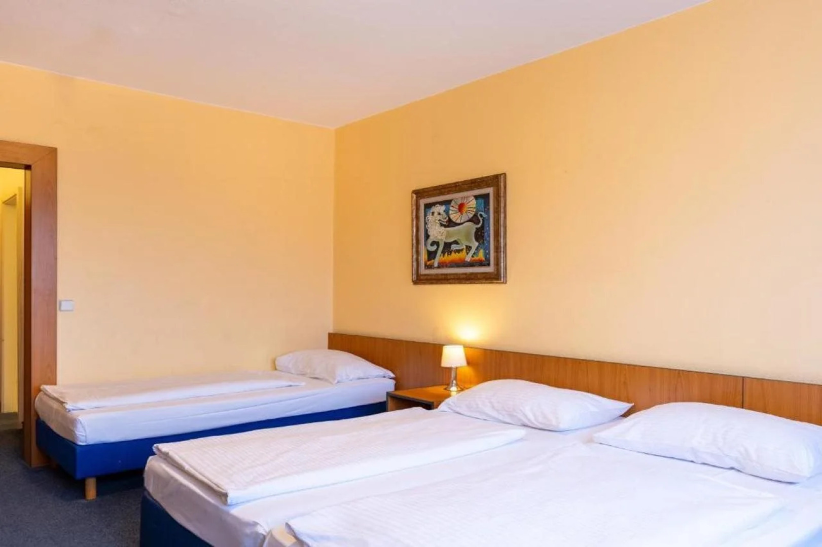 Good Morning + Berlin City East