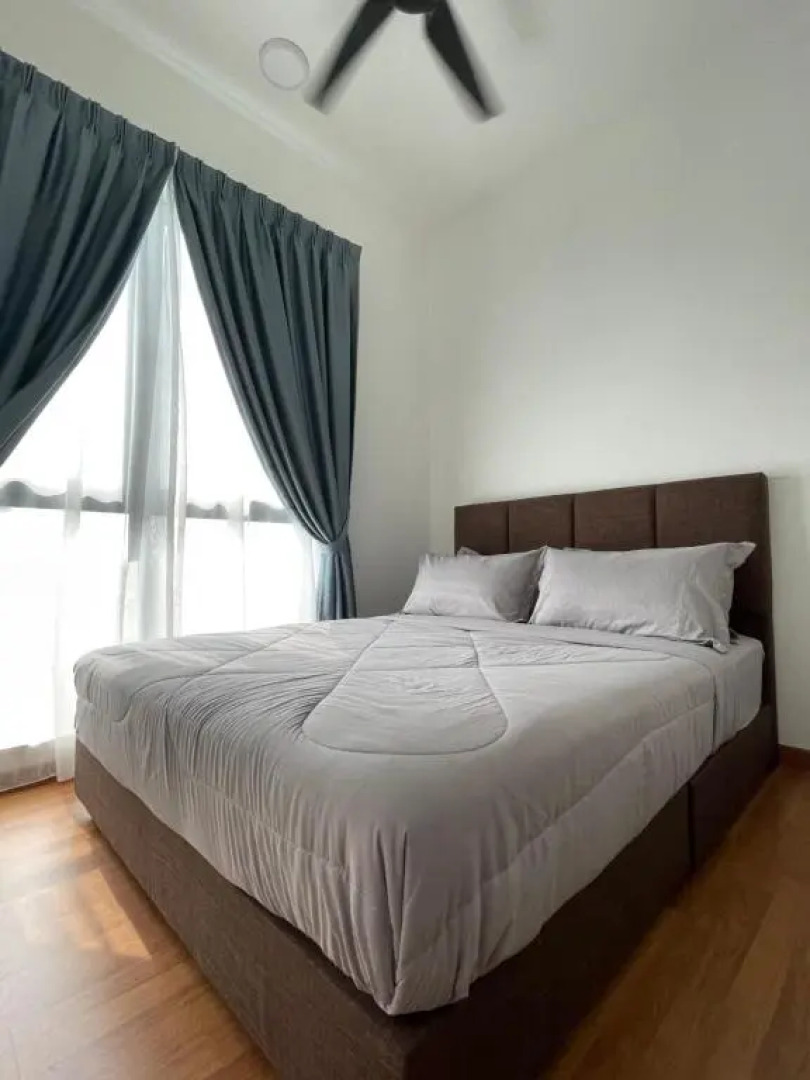 STAYJE PUTRAJAYA, 5 minutes to IOI CITY MALL, WIFI , NETFLIX, FREE PARKING