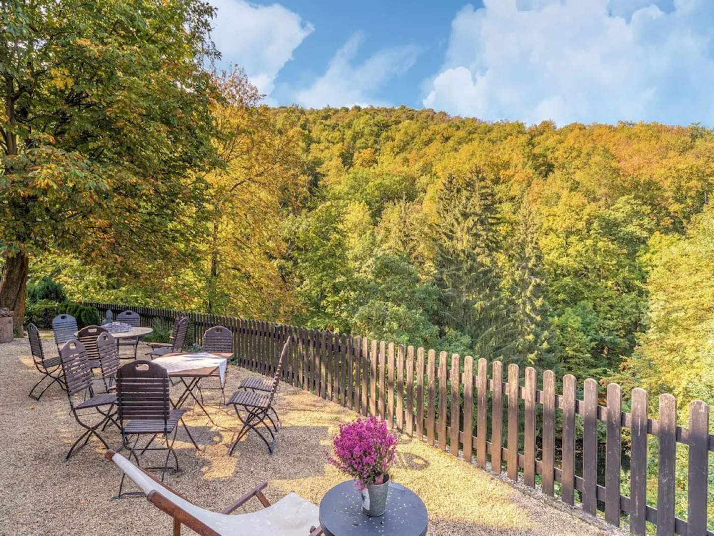 Bright Flat With Terrace and Sauna