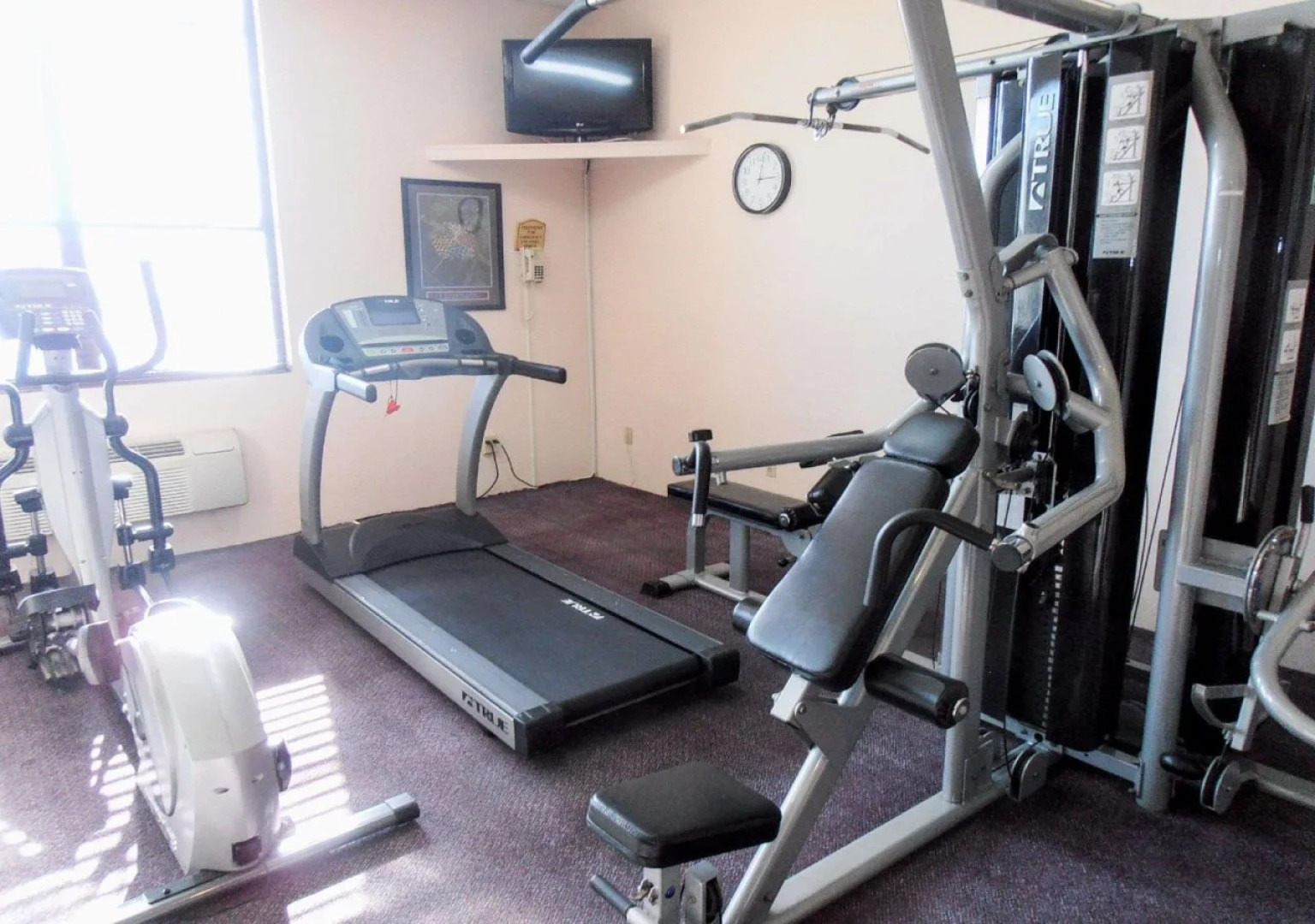 Quality Inn & Suites Downtown North