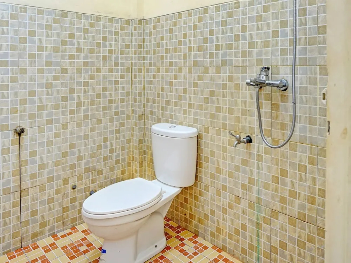 OYO Life 91984 Taufik Kost Syariah