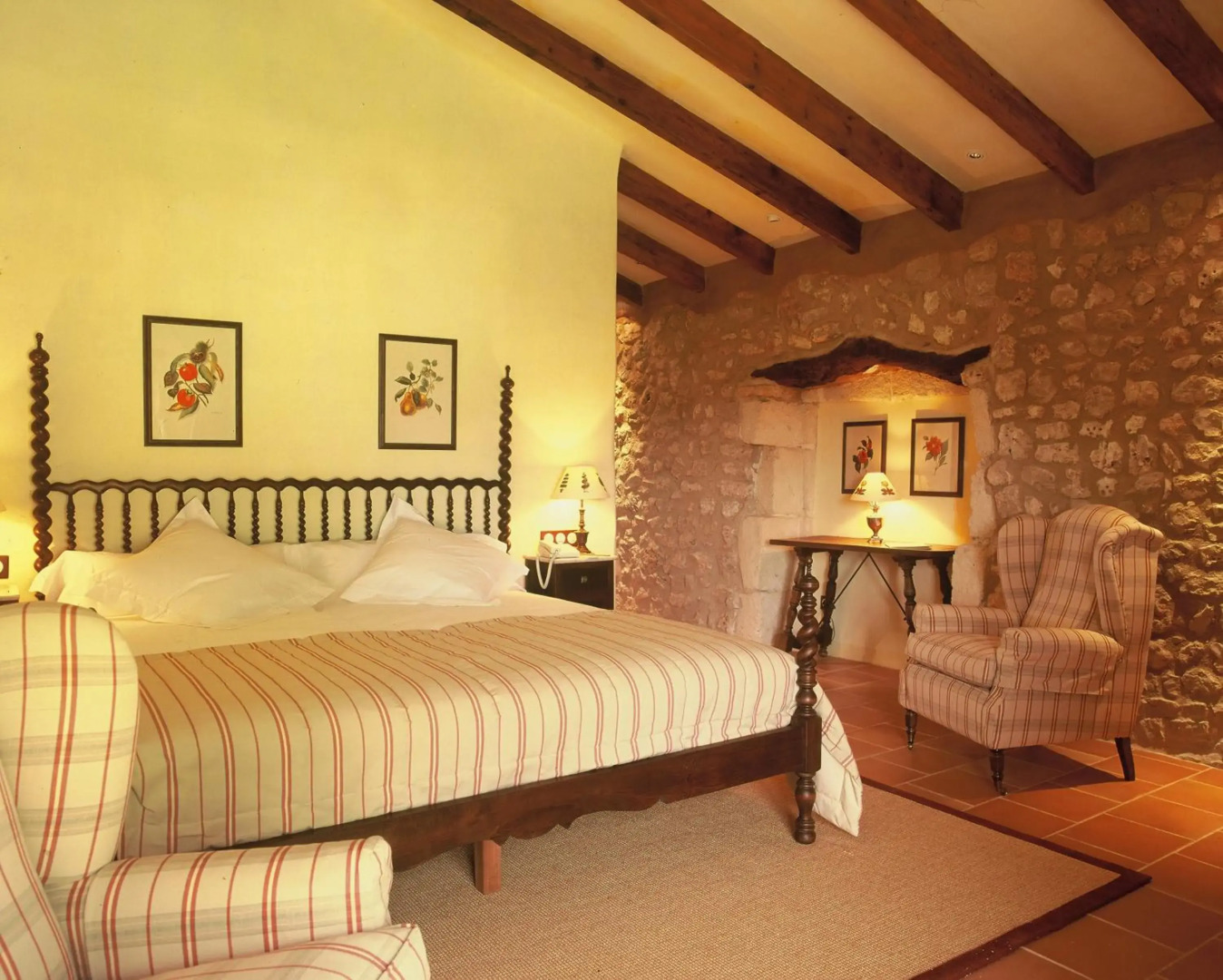 Reserva Rotana Hotel