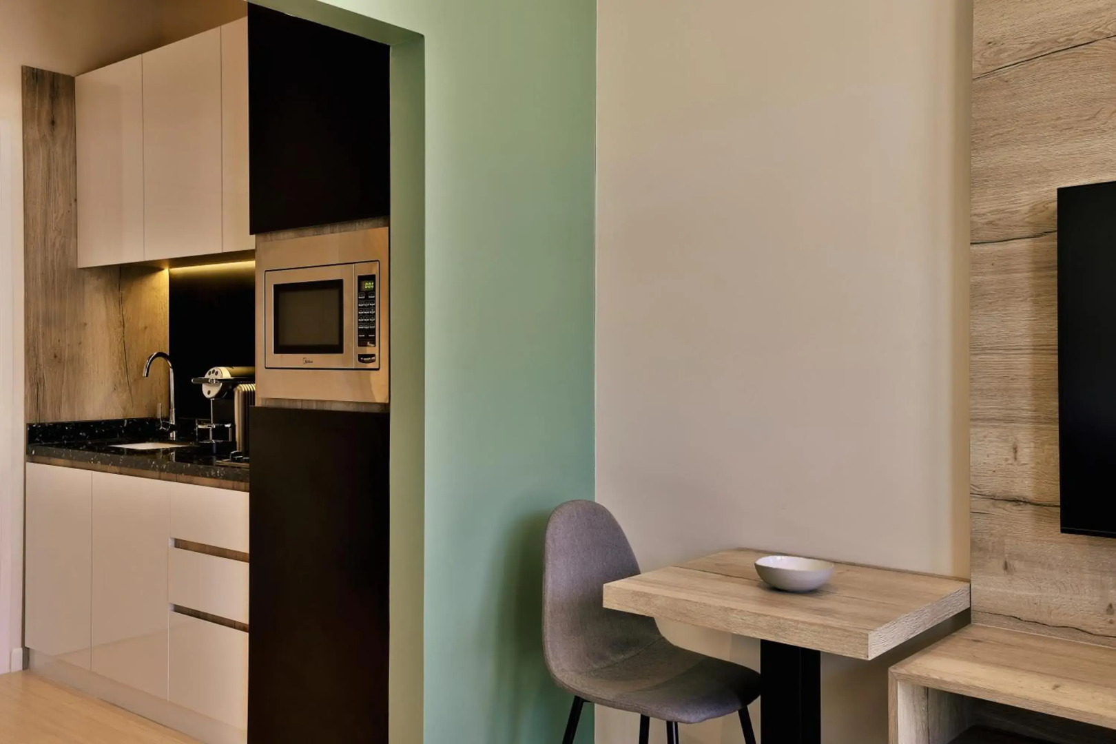 Cloud7 Alula Residences