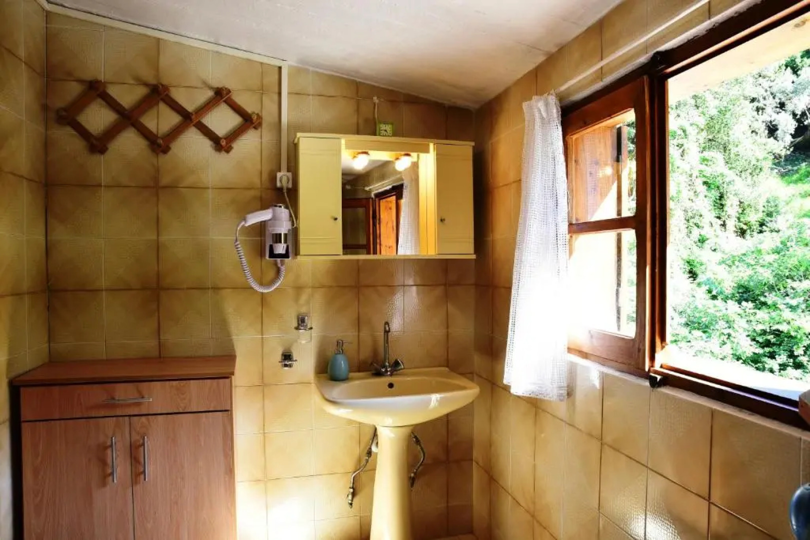 Mylopotamos Beach House