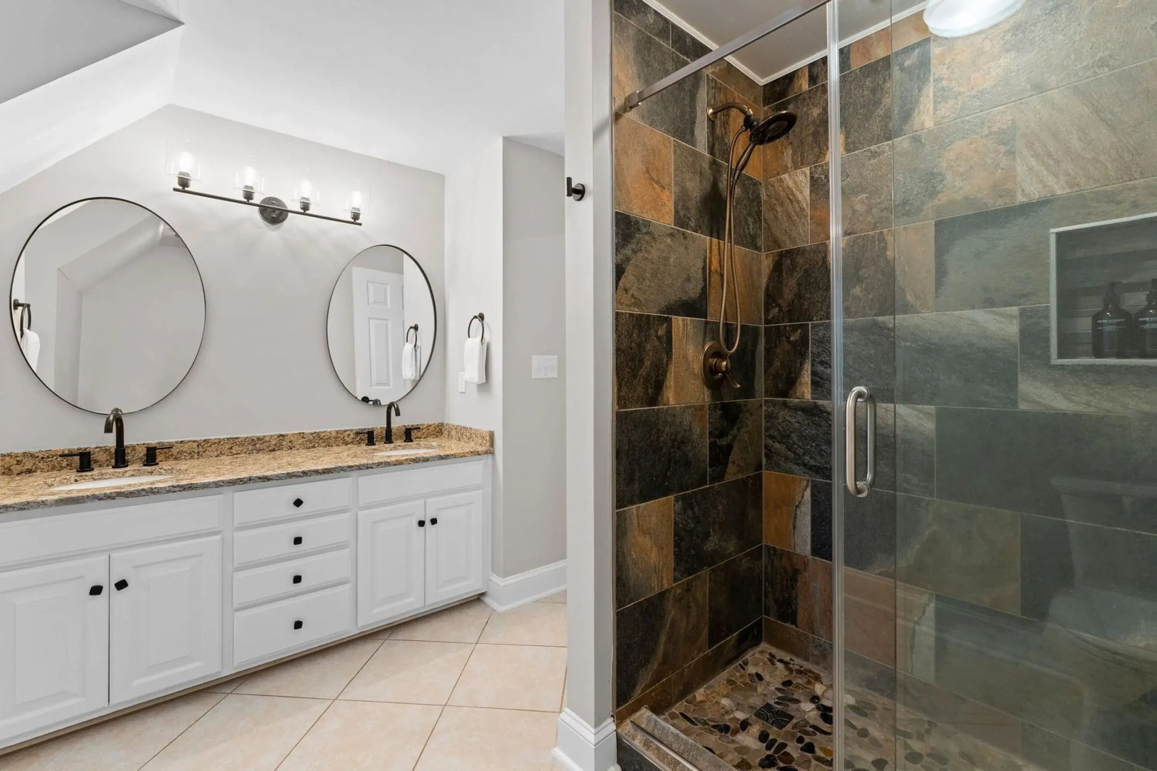 Winding Down by Avantstay Sleeps 20 Dock View