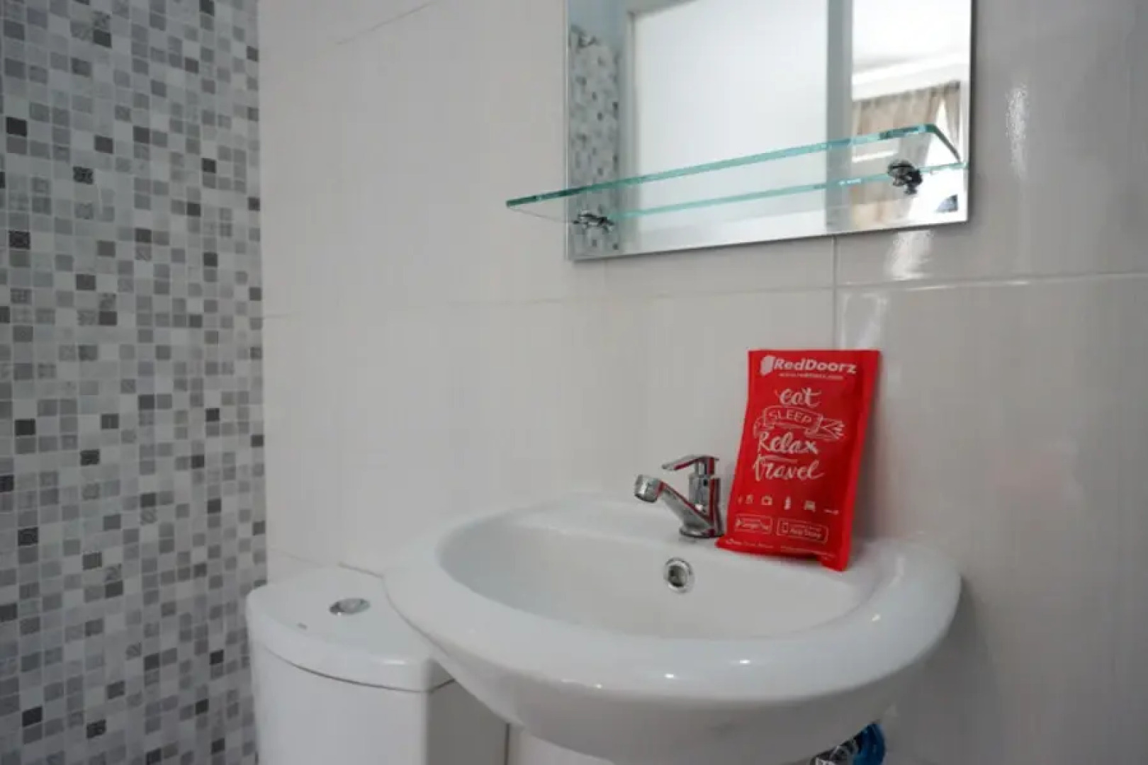 RedDoorz near Tamansari Shopping Center Salatiga