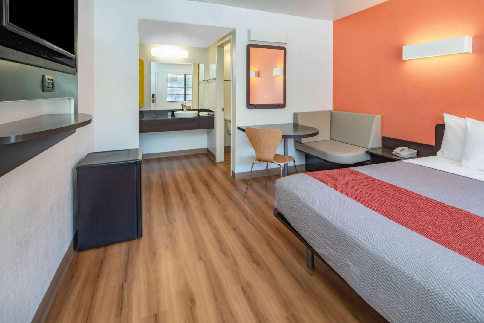 Motel 6 Thousand Oaks, CA